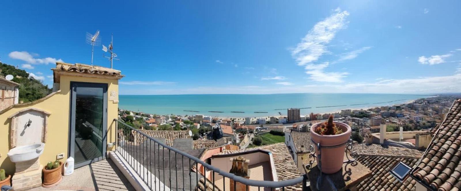 B&B La Torretta Sul Borgo Grottammare Dış mekan fotoğraf
